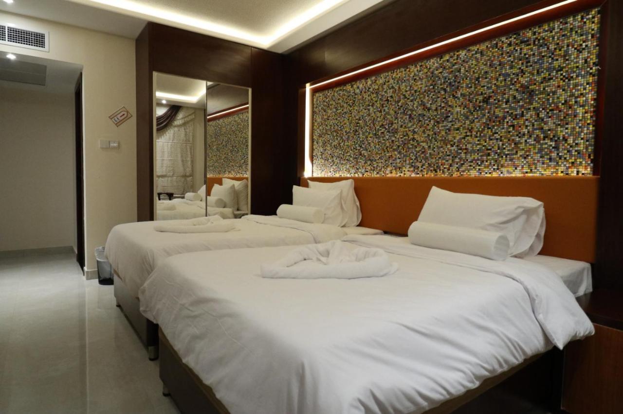 Tribes Hotel